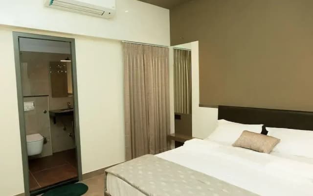 Mas Residency