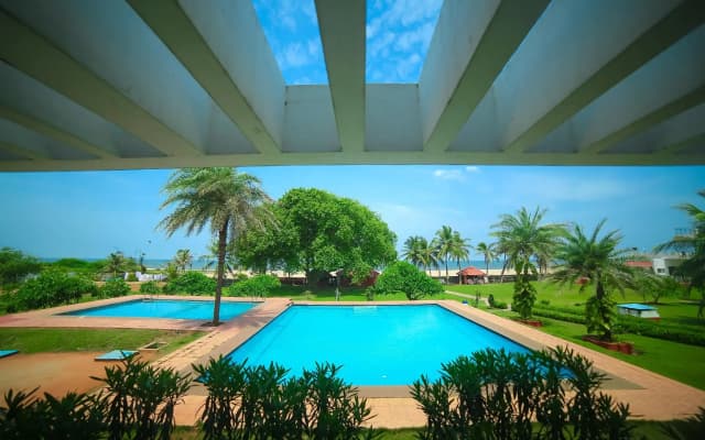 St James Court Beach Resort