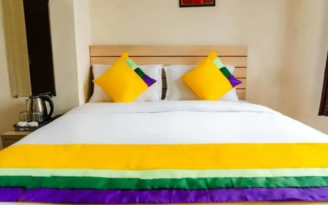 Itsy Hotels Opal Suites, Mundhwa, Near Koregaon Park