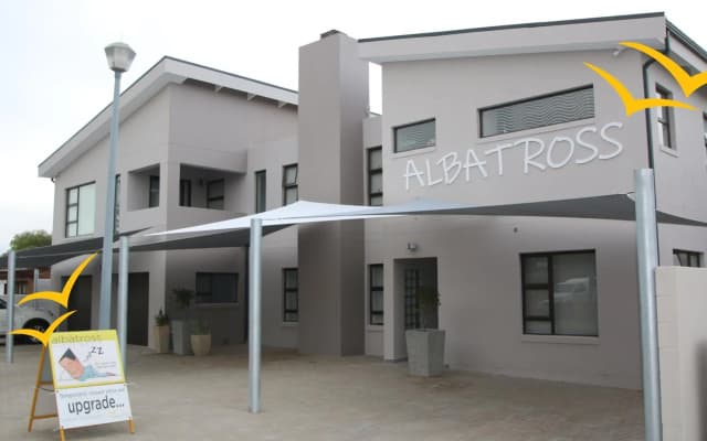 Albatross Guesthouse