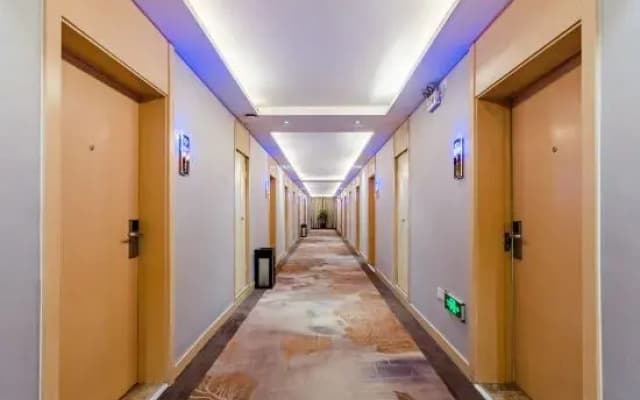 Saifel Hotel (Xuji Avenue Fat Donglai Branch)
