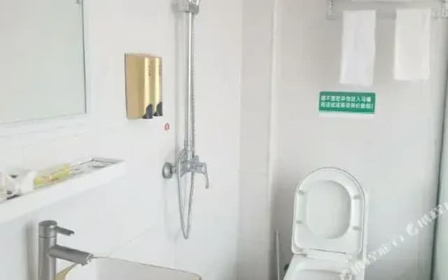 Jinlai Hostel