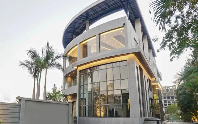 Treebo Niraali Executive, Hinjewadi