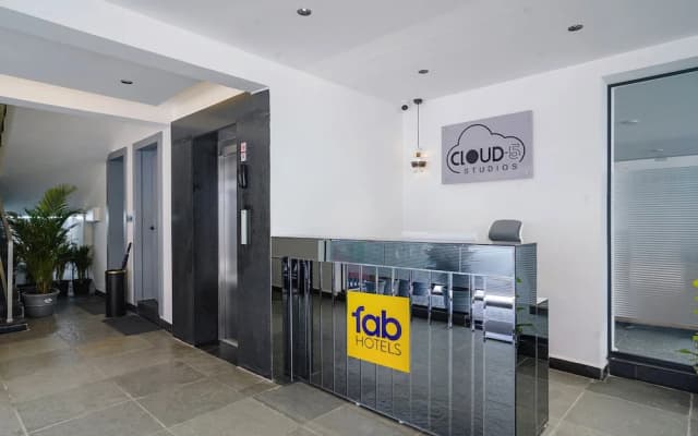 Fabhotel Prime Cloud 5 Studios