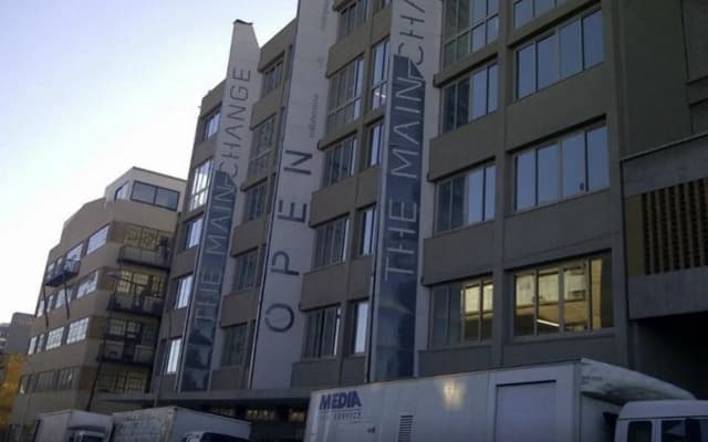 12 Decades Art Hotel
