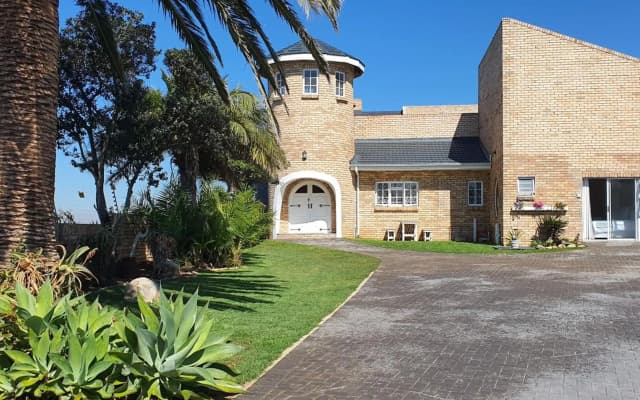 Kelzane Guesthouse