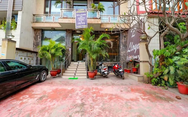 FabHotel Happy Residency