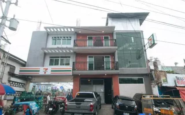 Budget Backpackers Transient HOSTEL near NAIA AIRPORT