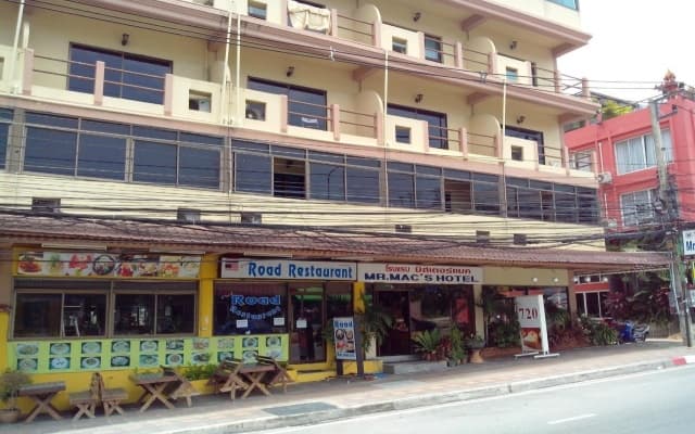 Mr.Mac's Place