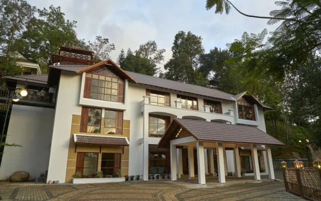 Summit Bird's Valley Resort & Spa
