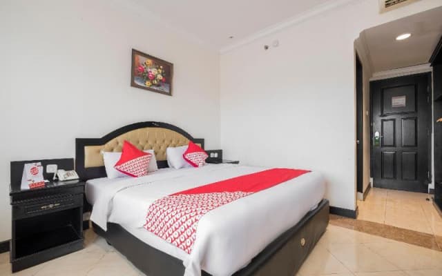 Sutomo Hotel Losari Makassar By LIFE