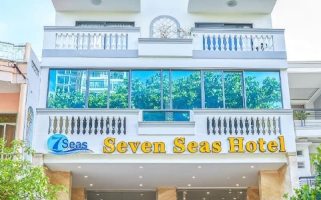 Seven Seas Hotel and Apartment