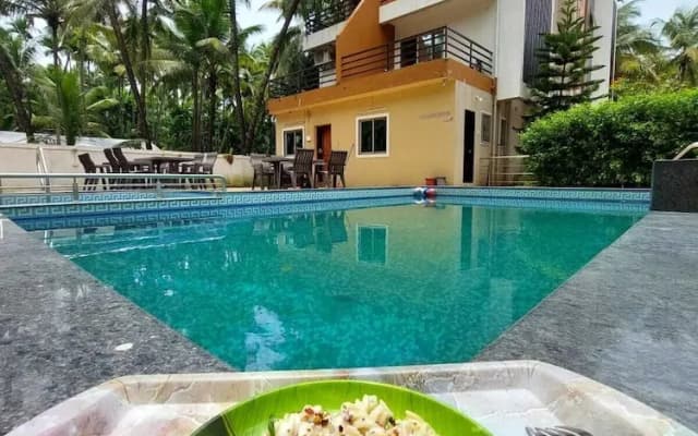 Royal Paradise Hotel