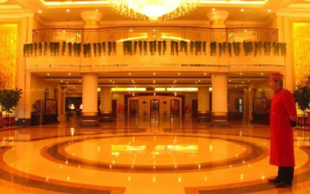 Huatai Hotel (Guangrao)