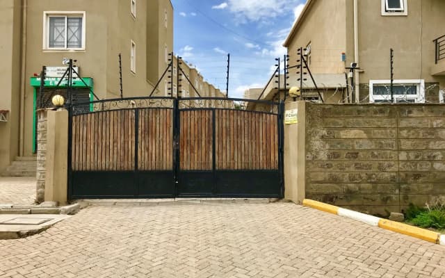 Milimani Executive Suites With Pool