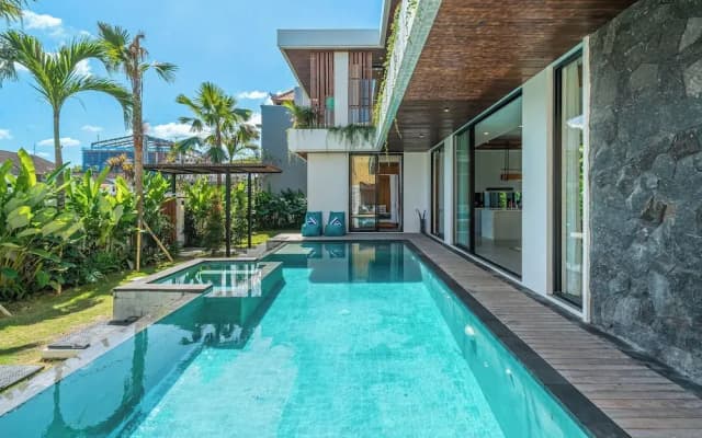 Villa Bedawang - 4BR Villa Seminyak