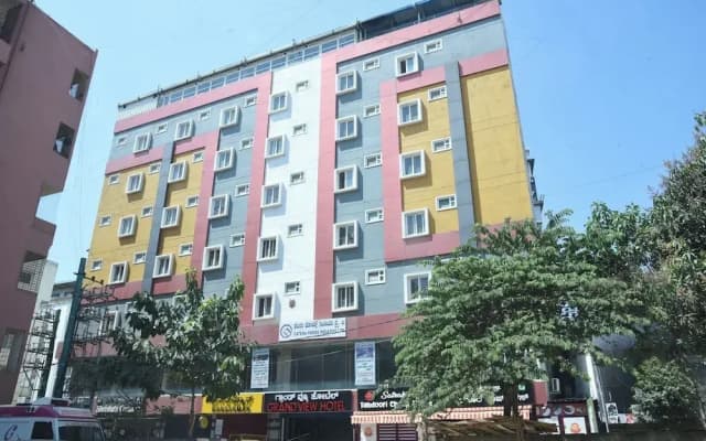 Grand view hotel