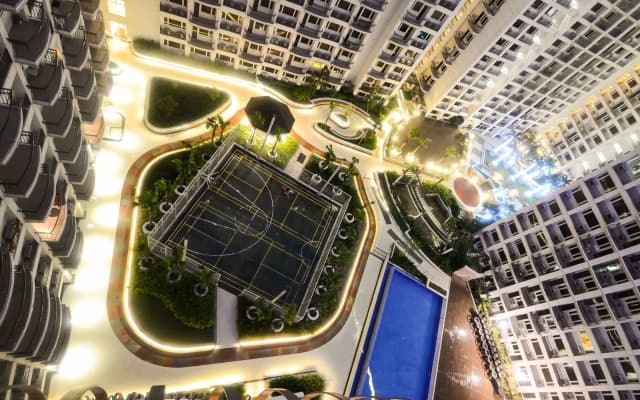 Extremeli Suites