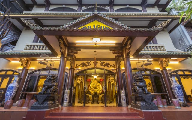 Dragon Hotel