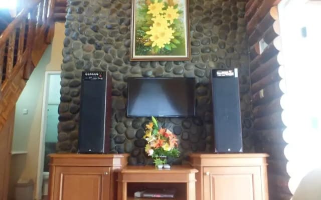 Villa Kota Bunga Camelia
