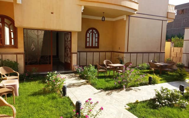 Mikhaila Guest House