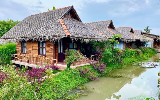 Mekong Silt Ecolodge