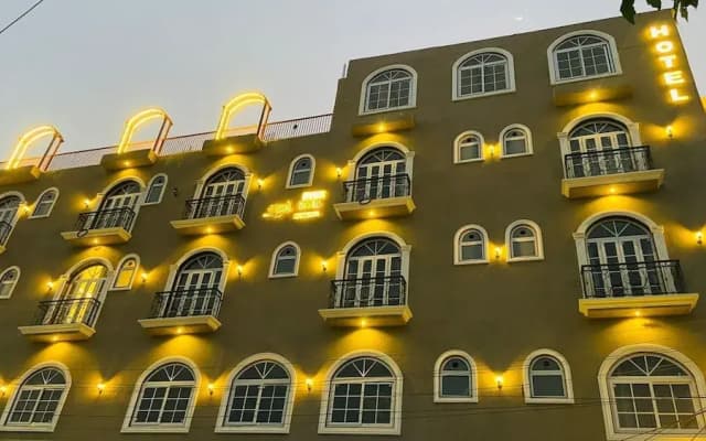 Hotel Hari leela fort view palace