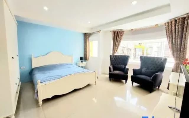 Orca Guest House and Restaurant