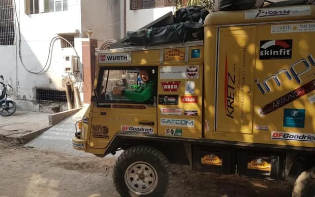 Anukampa paying guest house