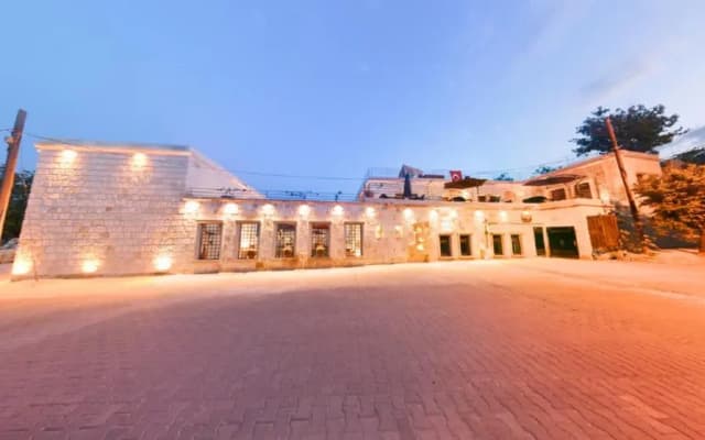 Pegas Cave Suites