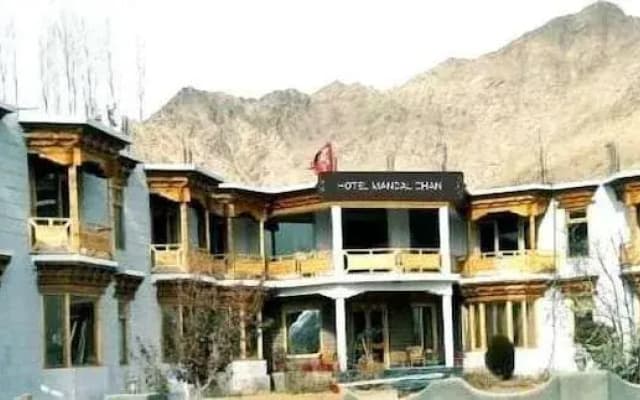 Hotel Mandal Chan