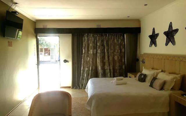 Kuruman Lodge