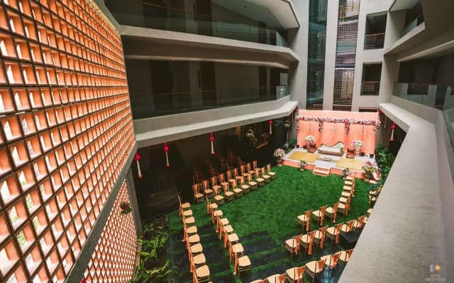 Aria Resort and Spa