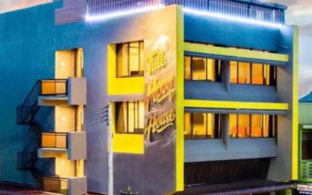 Full Moon' House - Hostel
