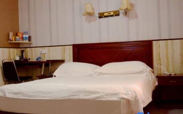 Yaxing Express Hotel