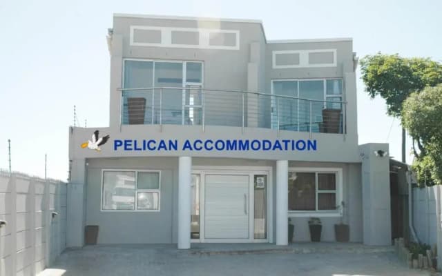 Pelican Accommodation Ottery