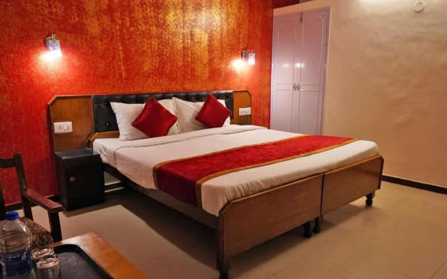 Hotel Atithi Mall Road