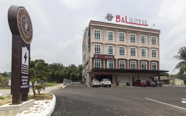 B&L Hotel by Oyo Rooms
