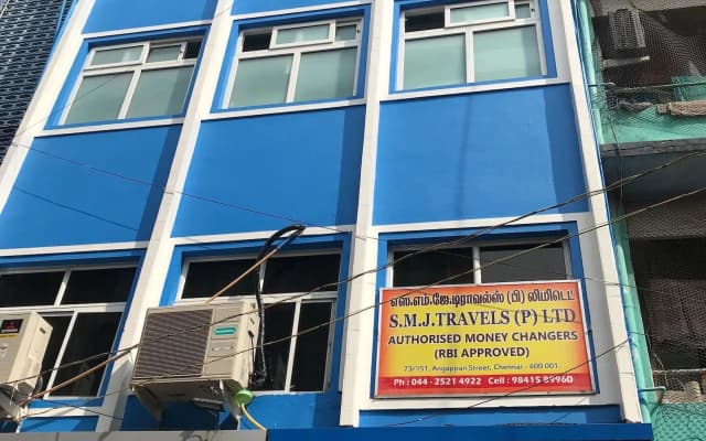 S M Mansion near Harbour & High court