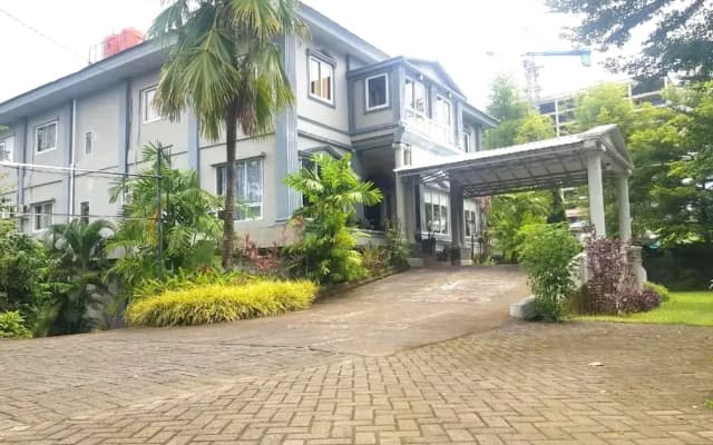 Hotel O Rumah Massagena Syariah Near Gedung Olahraga Enrekang