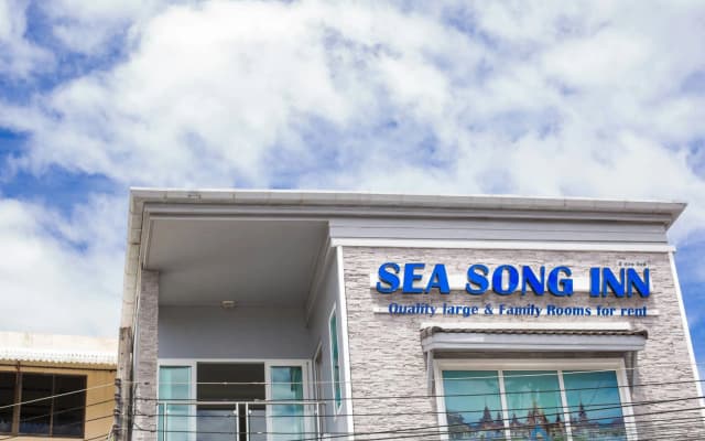 Sea Song Inn