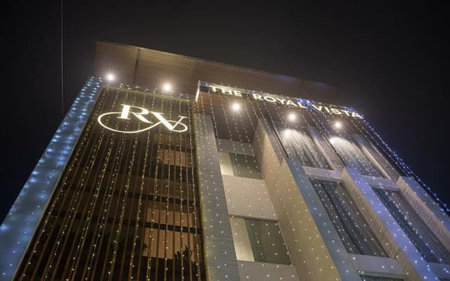 Hotel The Royal Vista