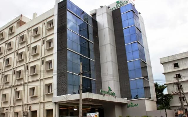 OYO 1302 Hotel Green Apple