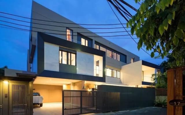 Ekkamai Luxury Villa With Home Cinema