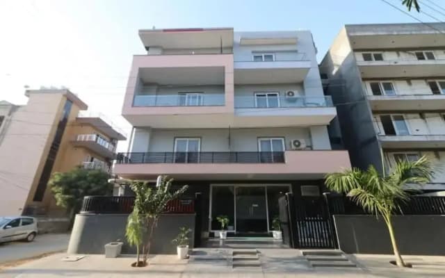 Akshay Home Stay