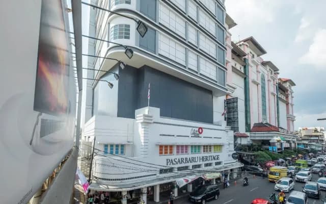 Super Oyo Collection O 22 Hotel Pasar Baru Heritag