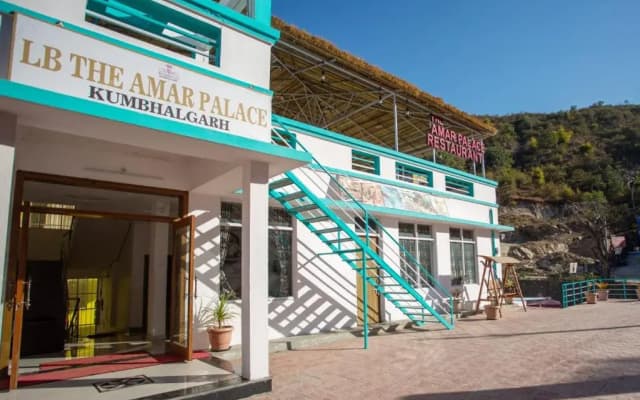 Lb The Amar Palace