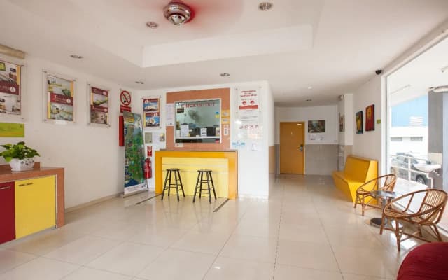 OYO 1226 Hotel Abby IGB Tasek