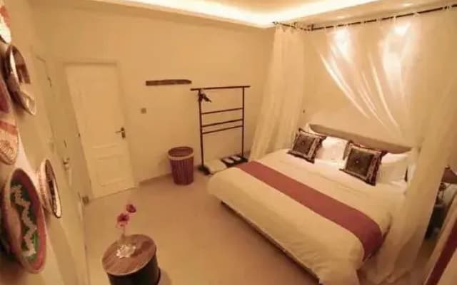 There is a homestay (Haikou Volcano Shop)