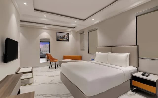 The Hoften Sukh Vasa, Sector 51 & Golf Course Ext Road
